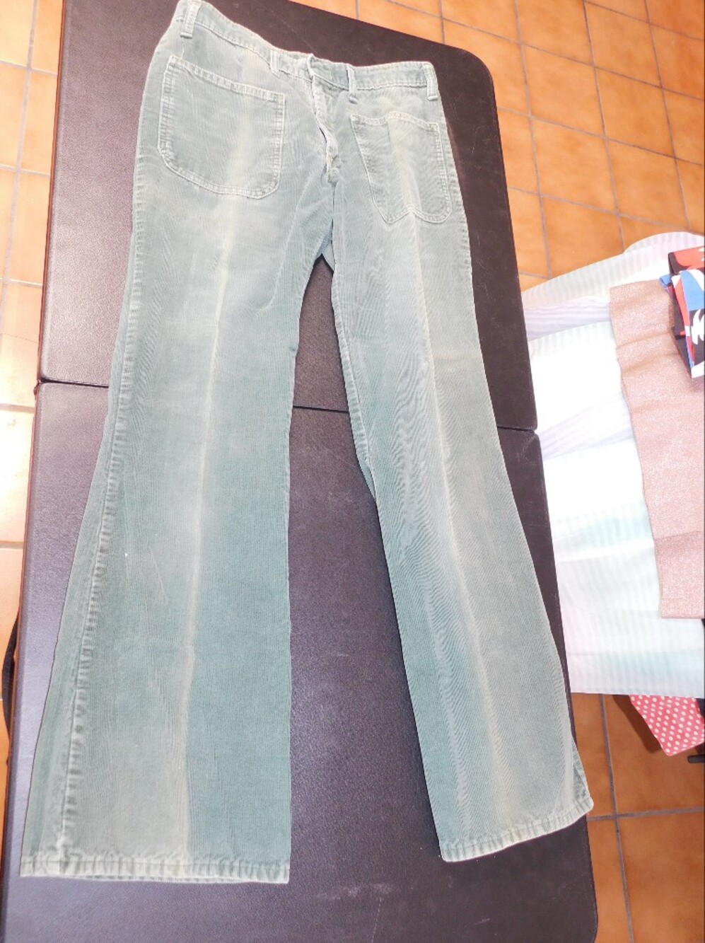 VINTAGE - Women's Green Corduroy Jeans